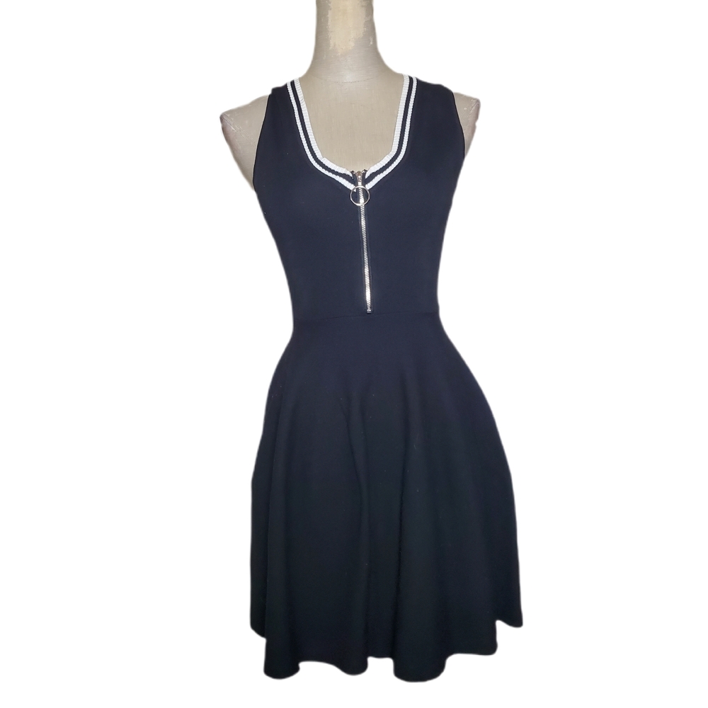 Rehab Black Sleeveless Dress with White Trim Sz M